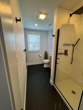 664 New Castle Road, Unit Apt 2 in Butler, PA - Foto de edificio - Building Photo