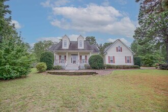 380 Sullivan Dr in Whispering Pines, NC - Building Photo - Building Photo