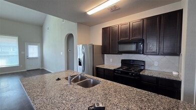 25003 Adams Canyon Dr in Porter, TX - Building Photo - Building Photo