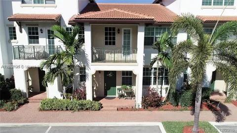 11962 SW 27th Ct in Miramar, FL - Foto de edificio