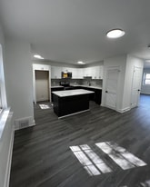 1102 Ward St in Chester, PA - Building Photo