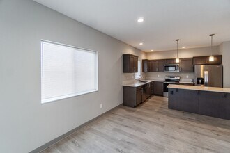 17121-17123 E Boone Ave in Spokane Valley, WA - Building Photo - Building Photo