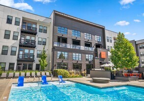 The Ave in Columbus, OH - Building Photo