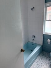 154 Lincoln Blvd, Unit Upper 3 Befroom in Kenmore, NY - Building Photo - Building Photo