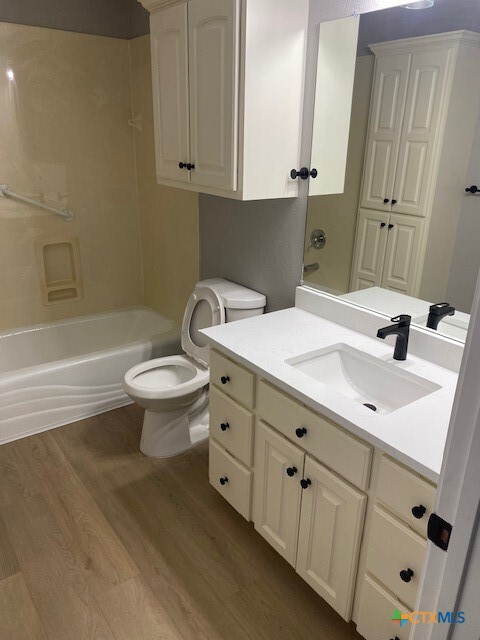 property at 638 Sagewood Pkwy