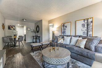 Azure Place Apartments in Memphis, TN - Building Photo - Interior Photo