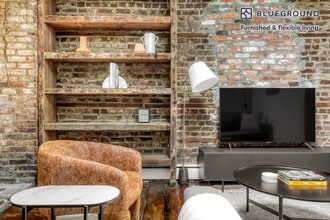 231 Kent Ave in Brooklyn, NY - Building Photo - Building Photo