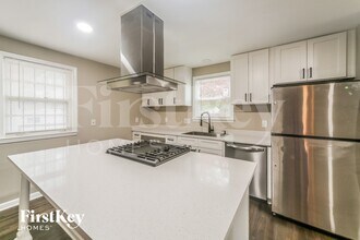 1829 Downing St in Memphis, TN - Building Photo - Building Photo