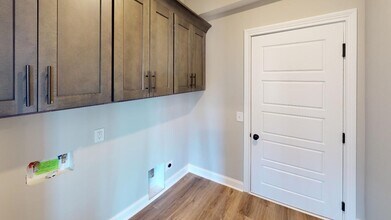 221 Bluebell Dr in Clarksville, TN - Building Photo - Building Photo