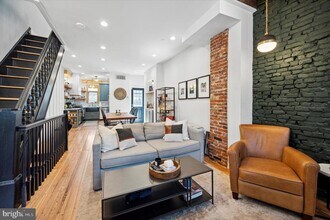 1645 S Orkney St in Philadelphia, PA - Building Photo - Building Photo