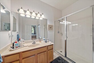 3407 Parkridge Cir in Sarasota, FL - Building Photo - Building Photo