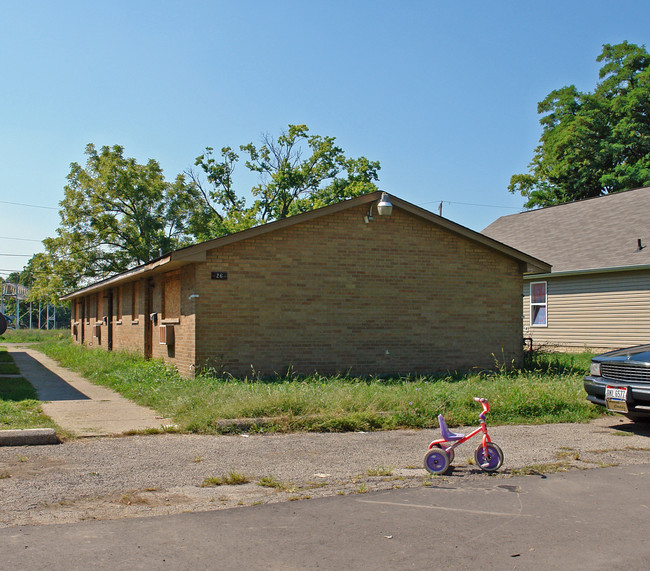 24-26 Kinnard Ave in Dayton, OH - Foto de edificio - Building Photo