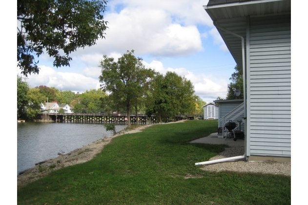 The Landing Apartments in Jefferson, WI - Building Photo - Building Photo