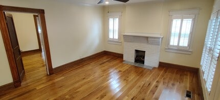 306 53rd Ave N in Nashville, TN - Foto de edificio - Building Photo