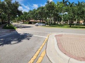 14677 SW 9th St in Pembroke Pines, FL - Building Photo - Building Photo