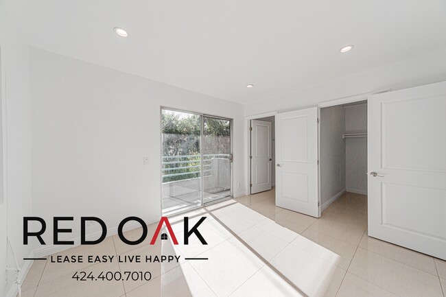 3540 Fletcher Dr in Los Angeles, CA - Building Photo - Building Photo