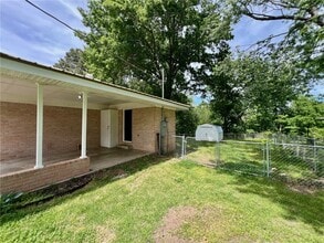 606 Elgin St NE in Gravette, AR - Building Photo - Building Photo
