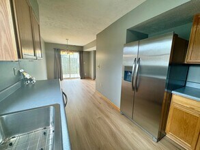 2211 W Todd Ln in Lincoln, NE - Building Photo - Building Photo