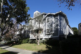 3616 Cardiff Ave Apartments in Los Angeles, CA - Foto de edificio - Building Photo