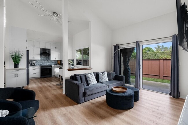 236 Reef Ct in Santa Barbara, CA - Building Photo - Building Photo