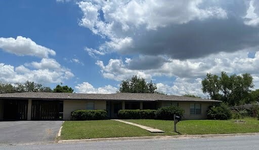 property at 305 W. Linda