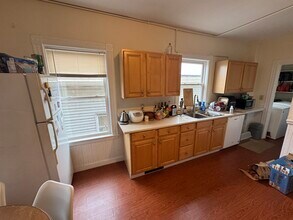 51 Ibbetson St, Unit 1 in Somerville, MA - Foto de edificio - Building Photo