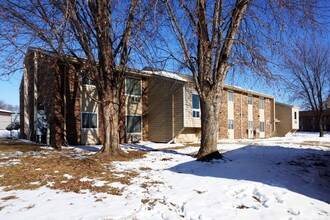 Carlisle Park II Apartments in Carlisle, IA - Building Photo - Building Photo