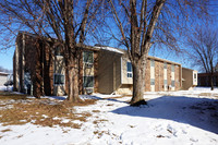 Carlisle Park II Apartments in Carlisle, IA - Foto de edificio - Building Photo