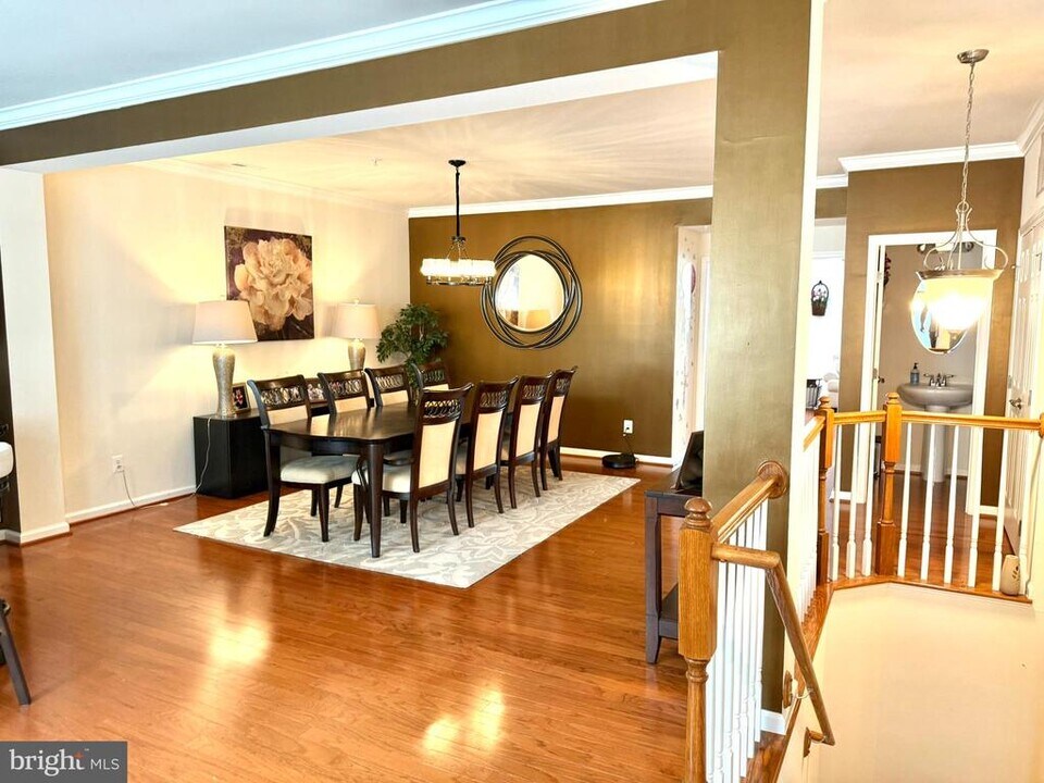 15153 Leicestershire St in Leesylvania, VA - Building Photo