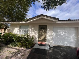 8579 NW 23rd Manor in Coral Springs, FL - Building Photo