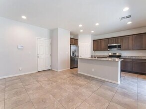 5904 Galway Bay St in North Las Vegas, NV - Foto de edificio - Building Photo