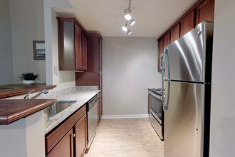 Magnolia 61 in Charleston, SC - Building Photo - Interior Photo