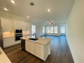 3309 Woodrose Orchard Dr in Pearland, TX - Building Photo - Building Photo