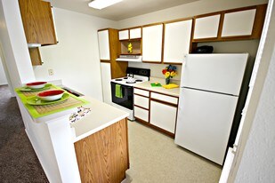 Canterbury House - Mann Road