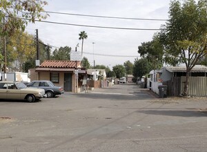 Acacia Mobile Home Park in San Diego, CA - Building Photo - Building Photo