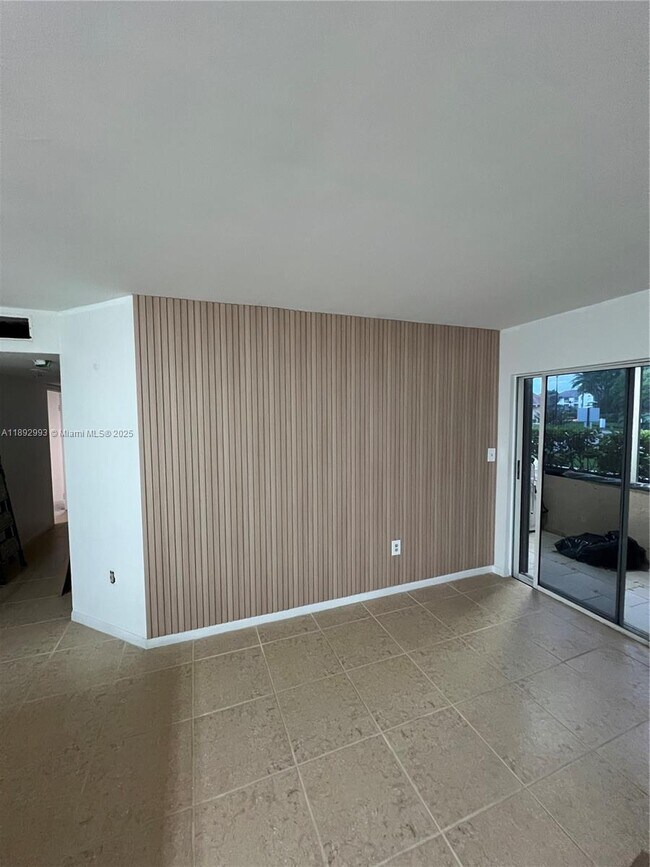 4780 NW 102nd Ave in Doral, FL - Building Photo - Building Photo