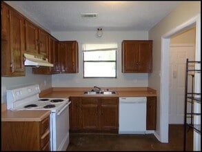 49 Oak Forest Pl in Maumelle, AR - Building Photo - Building Photo