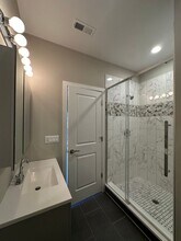 22 N Parkside Ave in Chicago, IL - Building Photo - Building Photo