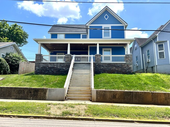property at 1726 Forest Ave