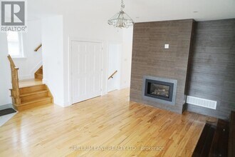 107 Cadorna Ave in Toronto, ON - Building Photo - Building Photo