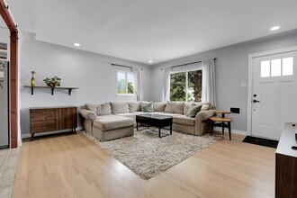 751 S Umatilla Way in Denver, CO - Building Photo - Building Photo