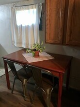 1108 Farlow Ave-Unit -Basement in Rapid City, SD - Foto de edificio - Building Photo