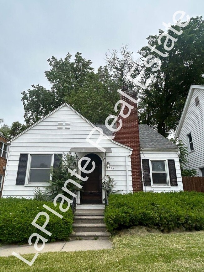 property at 3341 Douglas Rd
