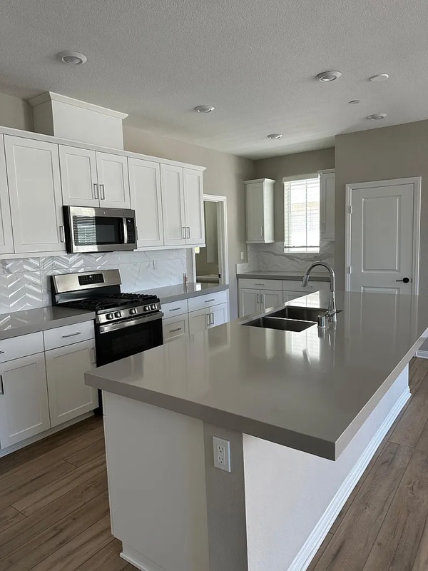 2195 Bluestone Cir in Chula Vista, CA - Building Photo - Building Photo