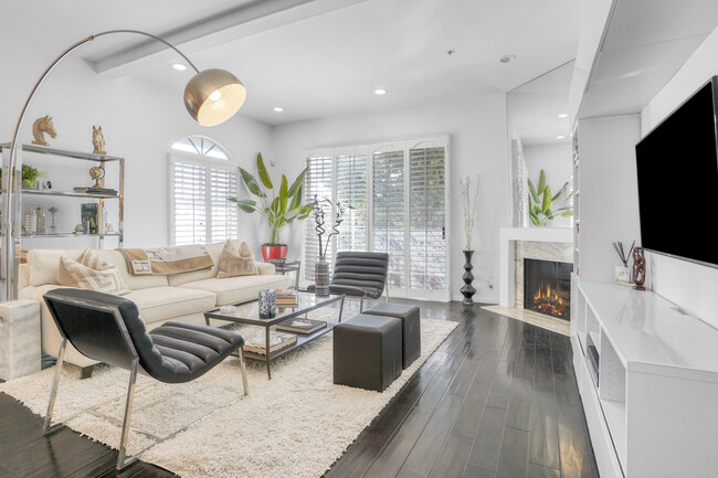1706 Colby Ave in Los Angeles, CA - Foto de edificio - Building Photo