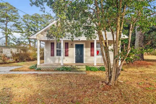 107 Rodeo Ln in Jacksonville, NC - Building Photo - Building Photo