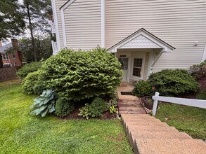 2919 S Woodley St in Arlington, VA - Building Photo - Building Photo