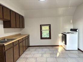 308 S Union St in Shawano, WI - Building Photo