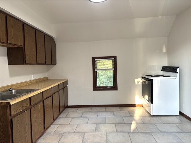 property at 308 S Union St