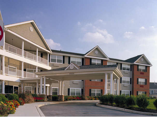 Studevan Apartments in Sharon Hill, PA - Foto de edificio - Building Photo